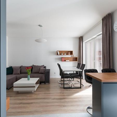 Luksusowy Apartament Przy Targach Posen Exterior foto