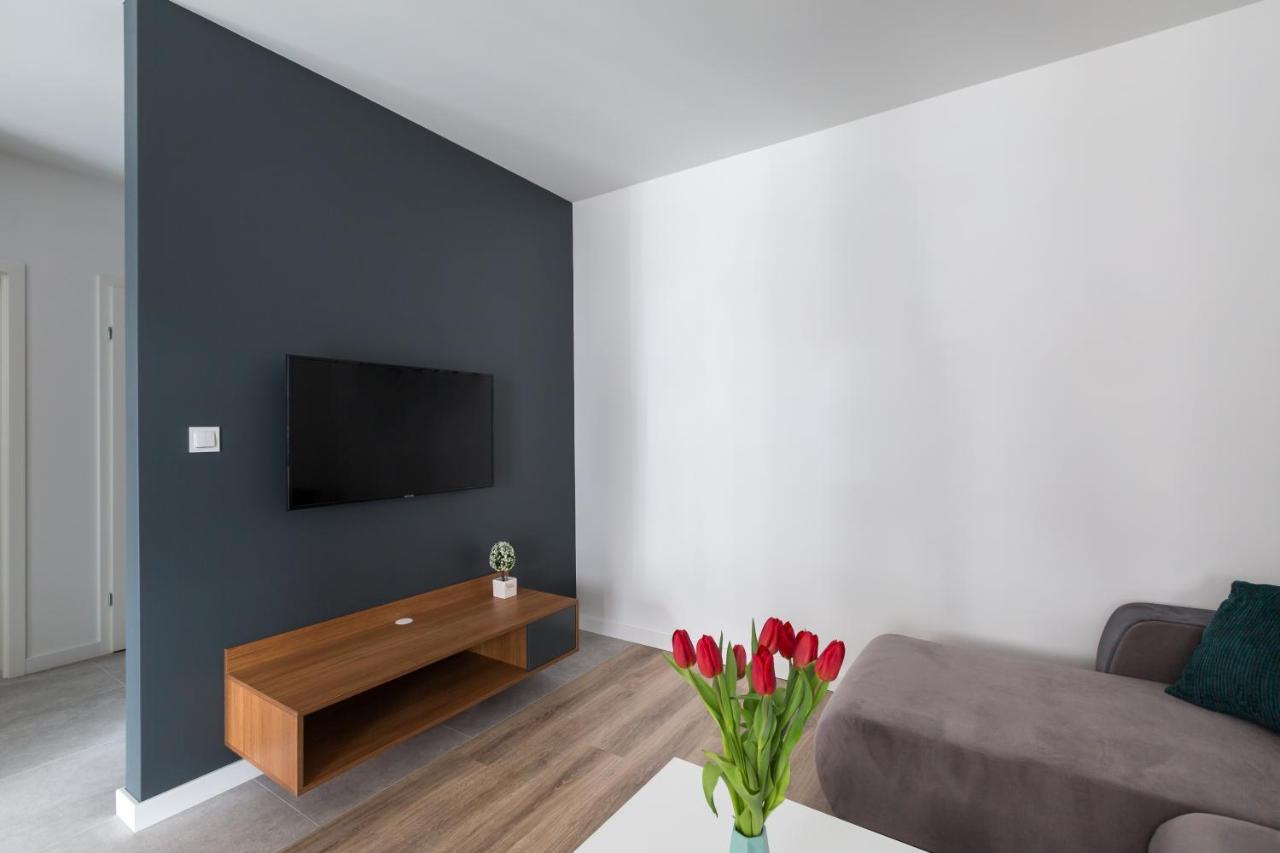 Luksusowy Apartament Przy Targach Posen Exterior foto